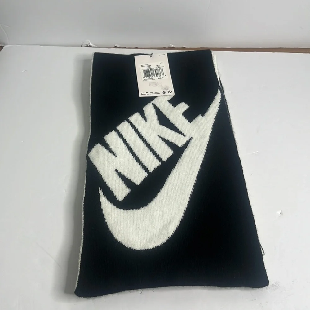 Nike Sport Scarf reversible